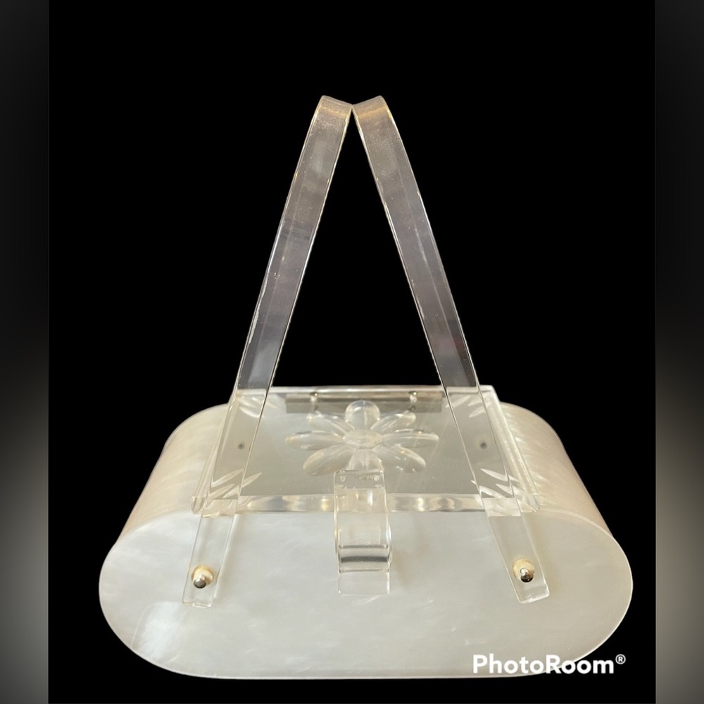 Rare Vintage Llewellyn, Inc. NYC Pearlized and Crystal Cut Handbag